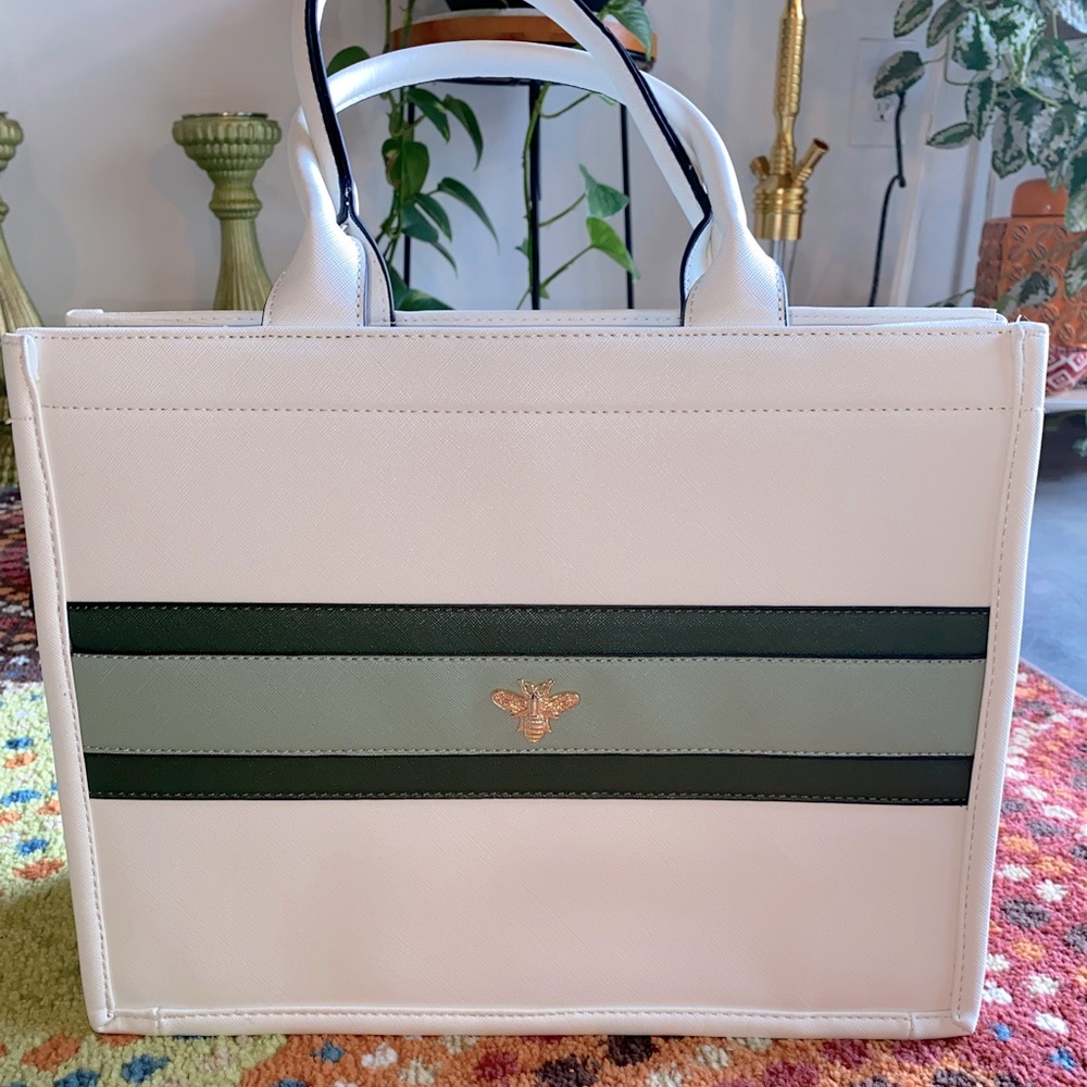 Beehive Carry Bag